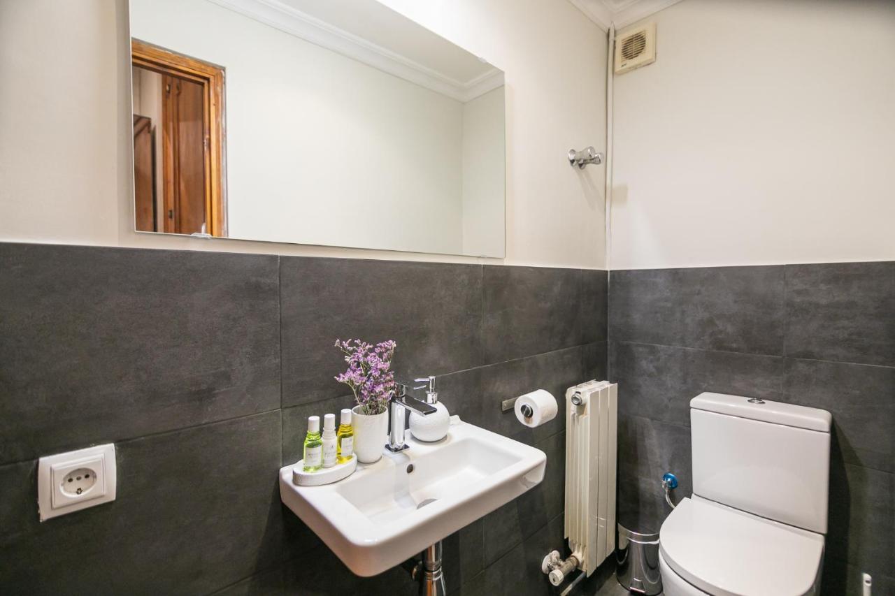 Avinyo 2 Gotic - Spacious Loft In Gothic Quarter! バルセロナ エクステリア 写真