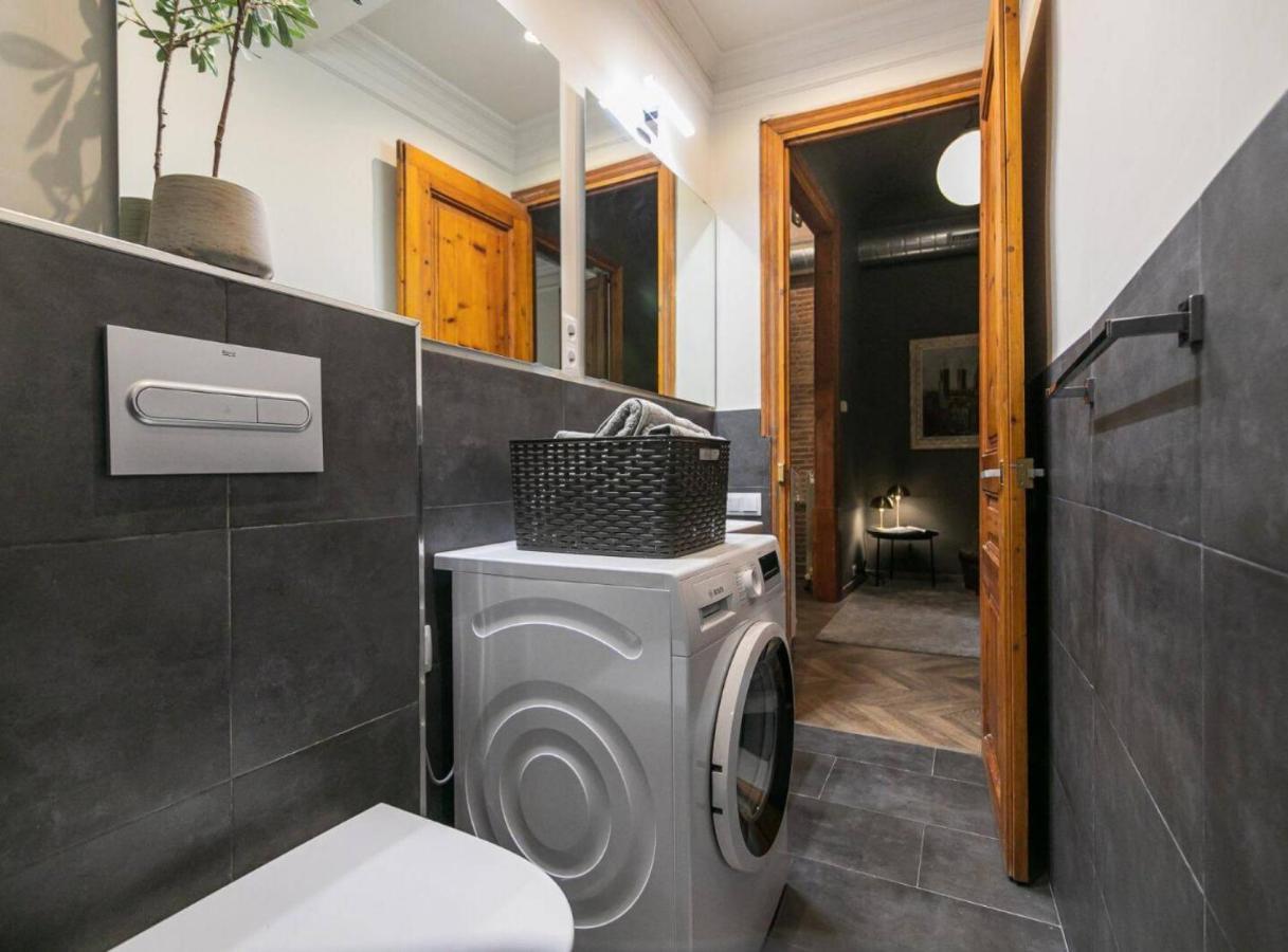 Avinyo 2 Gotic - Spacious Loft In Gothic Quarter! バルセロナ エクステリア 写真
